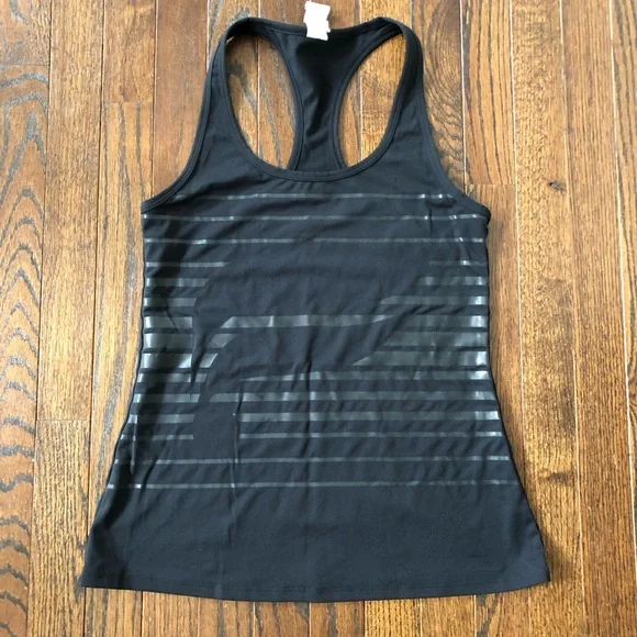 Fabletics Women’s S Black Eiffel Racerback Moisture-Wicking Athletic Tank - Picture 2 of 8